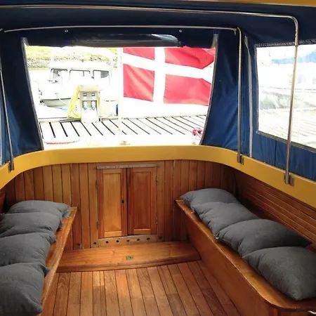Yachten Emma Botel Fanø